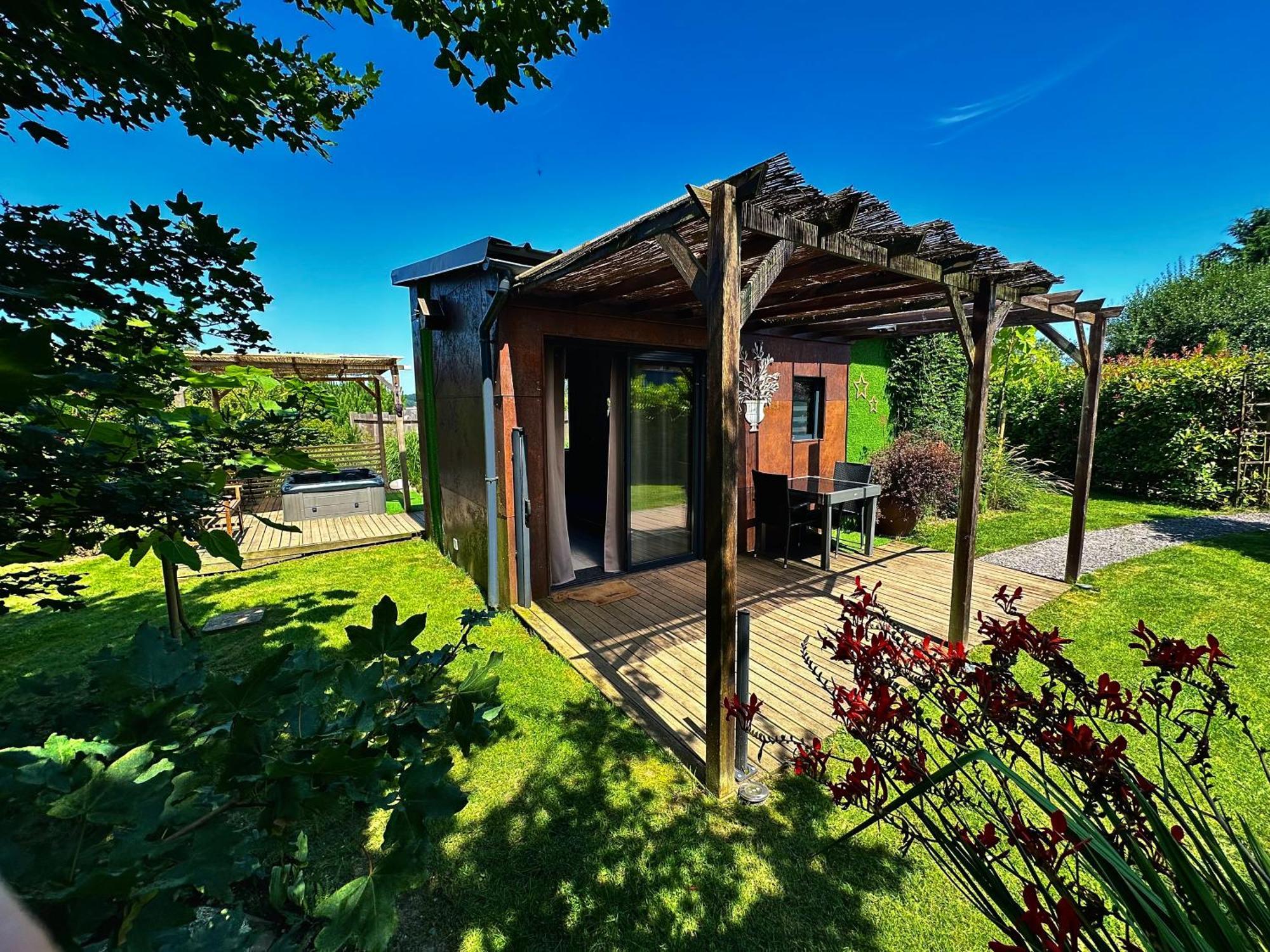 Domaine Des Graminees Hotel Jeanmenil Exterior photo
