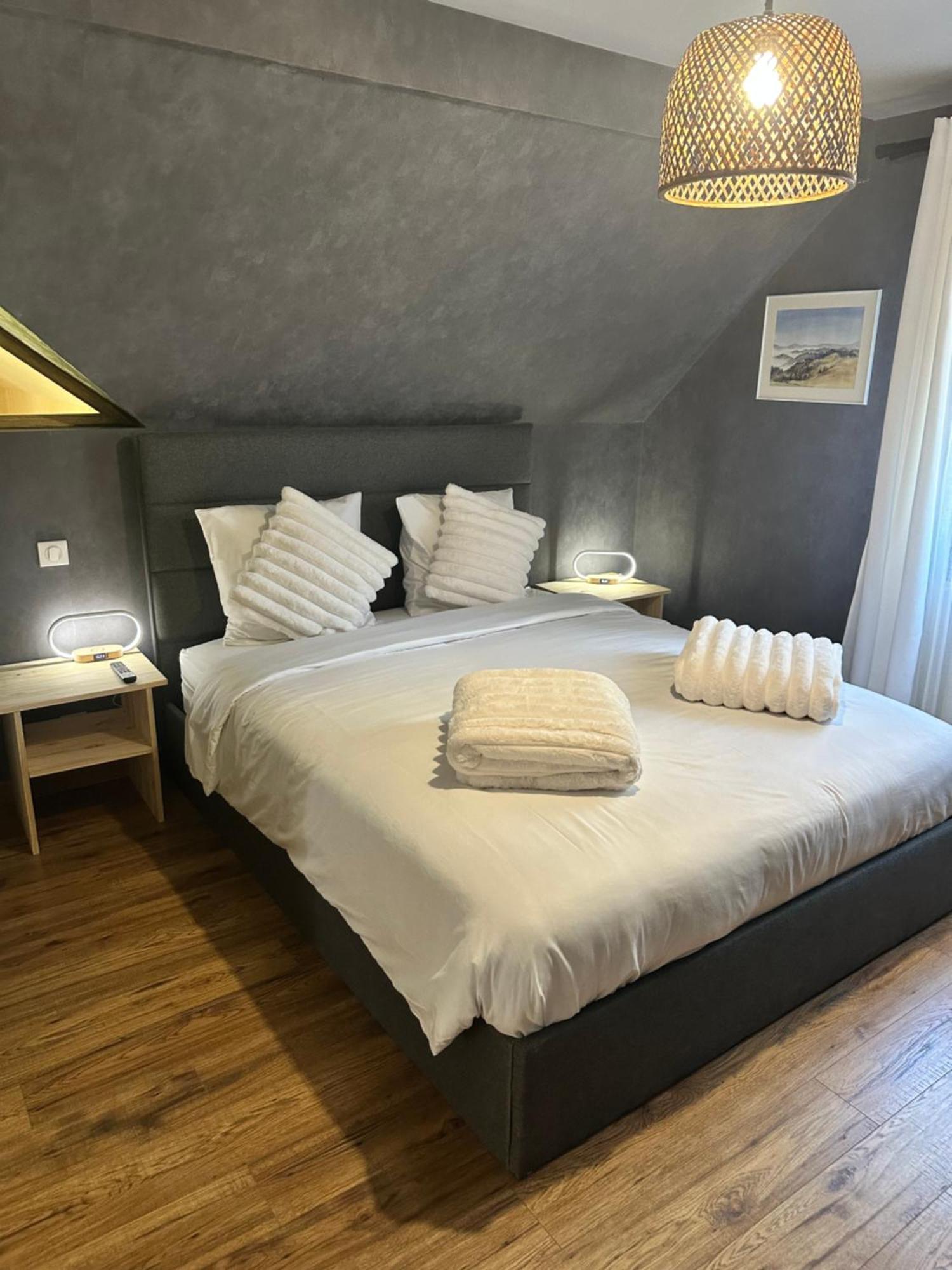 Domaine Des Graminees Hotel Jeanmenil Room photo